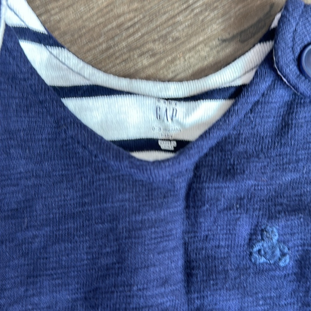 Gap Rompers - Picture 3 of 9